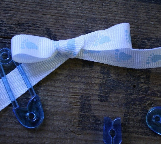 Footprint Ribbon, Pale Blue & White, 10mm