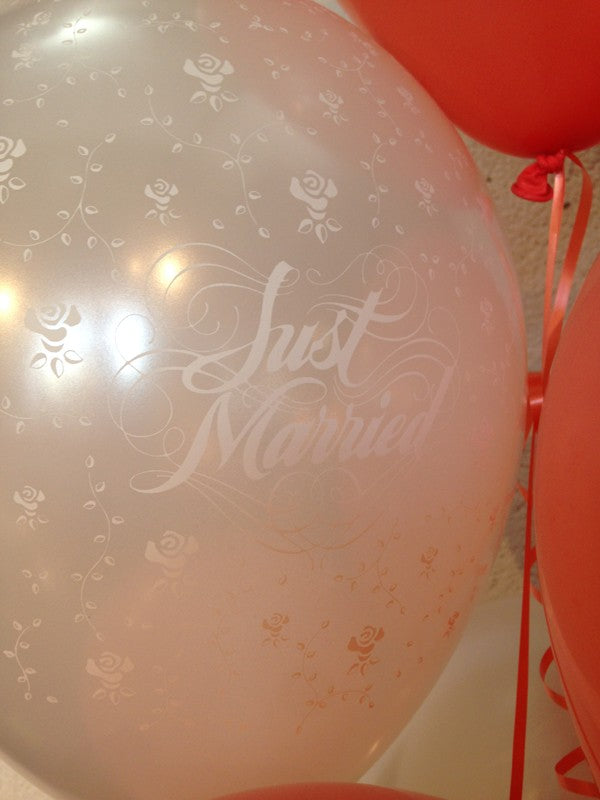 Coral & White Pearlised Just Married Wedding Range Latex Balloons (Helium Quality)
