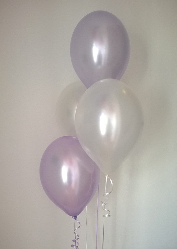 Pearlised Latex Balloons in Lilac and White (Helium Quality)